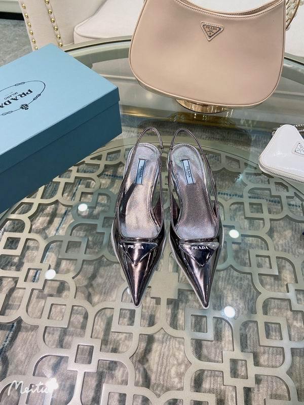 Prada Women's Shoes 531